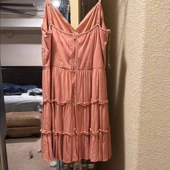 Peach Sleeveless Dress - Picture 2 of 3